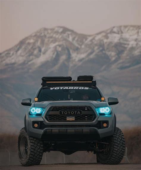 5 Best Toyota Tacoma Off-road projects on Offroadum | Toyota tacoma ...