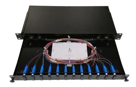 ODF 19inch Rack Mounted Fiber Optic Patch Panel 24c 48 Fiber Distribution Box - China Fiber ...