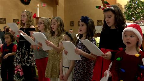 Children's Choir Singing on Christmas Eve - YouTube