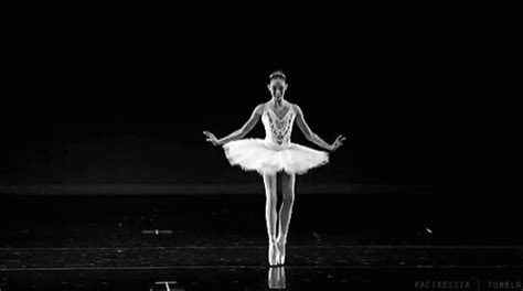 Ballet Dance GIF - Ballet Dance Performance - Discover & Share GIFs