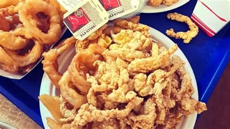 Where to get the best fried clams in Massachusetts