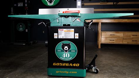 Grizzly 40th Anniversary 6" Jointer (G0526A40) - Woodshop News