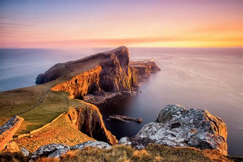 Neist Point, Isle of Skye, Scotland by Remco Siero