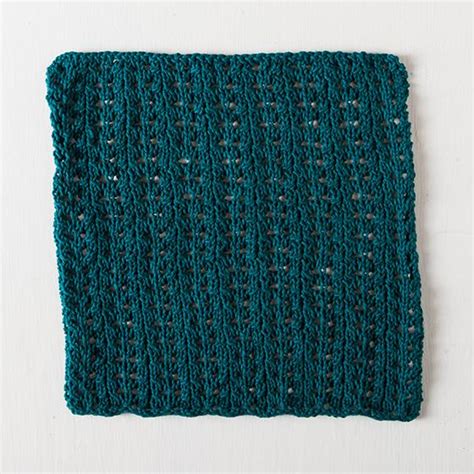 Easy Lace Dishcloth - Knitting Patterns and Crochet Patterns from KnitPicks.com