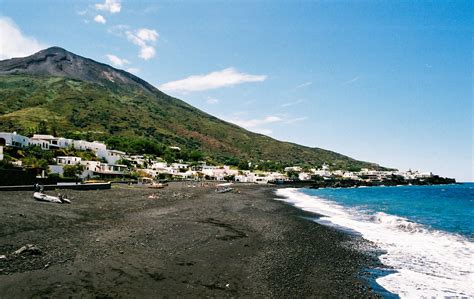 BOOJUM!: Sitting On A Volcano