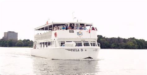 Ottawa River Cruise - Canada Holidays : Canada Holidays