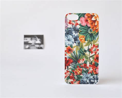 Spring Flowers iPhone SE Case Floral iPhone 4s by PelhamGoods