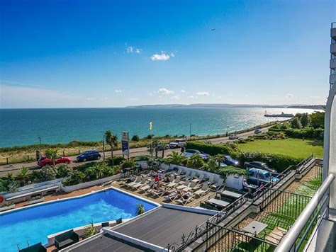 A Luxurious Stay At The Cumberland Hotel Bournemouth