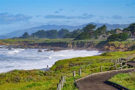 Moonstone Beach Boardwalk in Cambria: A Must-Walk Scenic Trail ...