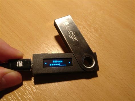 Ledger Nano S: Complete Guide to the Hardware Wallet | Bitcoin Insider