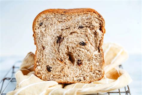 Bread Machine Cinnamon Raisin Bread Recipe