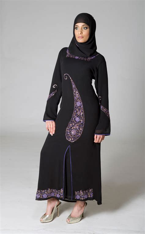 Abayas in Dubai - Latest Fashion Trends