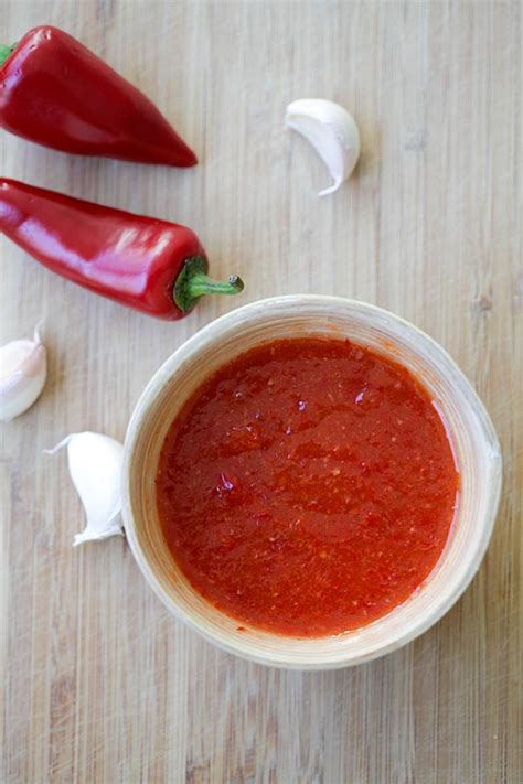 where does sweet chilli sauce come from