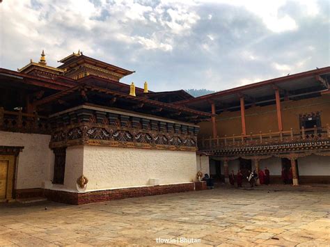 Ancient history of Punakha Dzong ~ The Land of Wanderlust