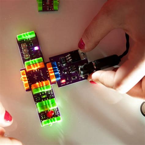 littleBits Introduces Your Kids to Fun Modular Electronic Projects