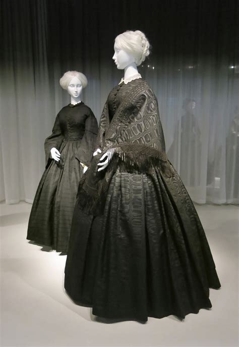 Susan Muncey — 19th Century Mourning dress: clothing customs to ...