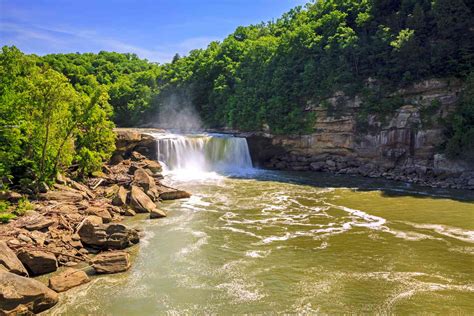 Cumberland Falls State Resort Park: The Complete Guide