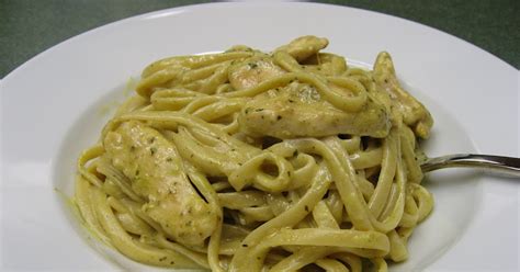 Pesto Chicken Linguine