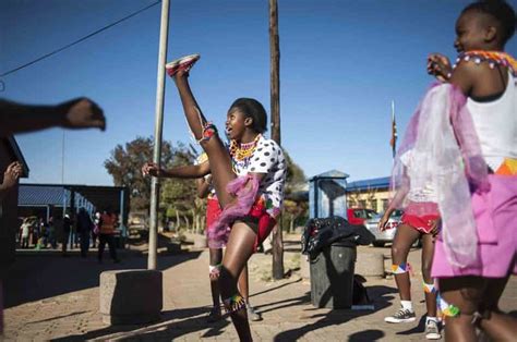 Johannesburg: Soweto Half-Day Tour | GetYourGuide