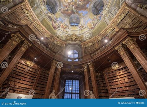 Austrian National Library in Vienna, Austria Editorial Photo - Image of ...