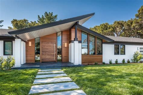 Modern Ranch Conversion – Nyhus Design Group | Mid century modern exterior, Modern farmhouse ...