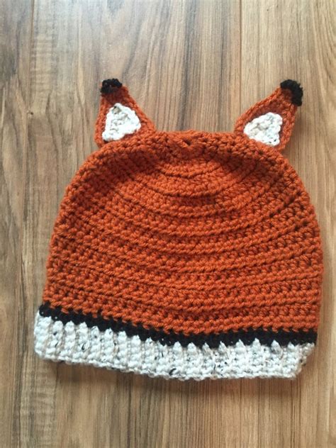 Items similar to Fox beanie on Etsy