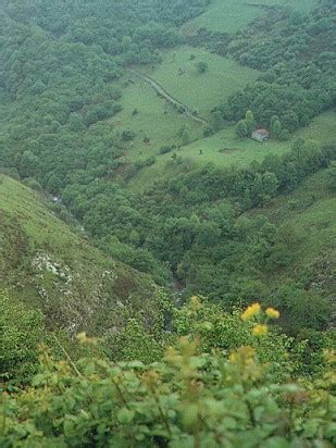 Nicolas travel pages: Cantabria, Spain: around the cantabrian mountains