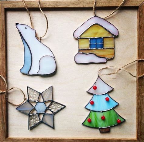 25+ unique Stained glass christmas ideas on Pinterest | Stained glass ...