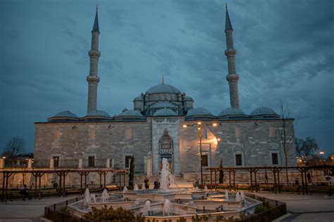 Fatih Mosque Istanbul Turkey Stock Photo - Download Image Now - iStock