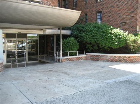 3130 Grand Concourse - 3130 Grand Concourse The Bronx NY 10458 | Apartment Finder