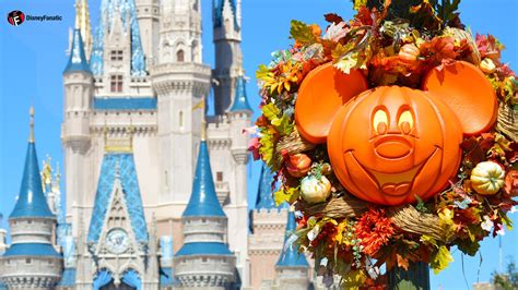 Disney Halloween Wallpaper Backgrounds - WallpaperSafari