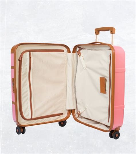 Pink Luggage: 8 Gorgeous Pink Suitcases - Thither