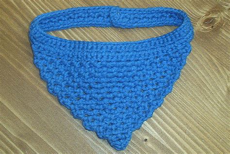 Ravelry: Dog Bandana pattern by Lisa Hamblin