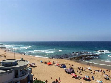 Top 2 Safest Beaches In Ballito: Lifeguards, Buoys, and More