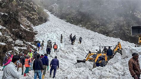 Sikkim avalanche: Rescue operation to resume today | Today News