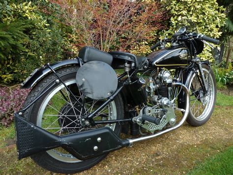 Velocette | Classic motorcycles, Classic bikes, Vintage bikes