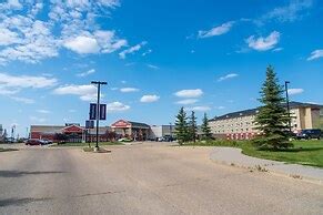 Hotel Camrose Resort & Casino, Camrose, Canada - Lowest Rate Guaranteed!