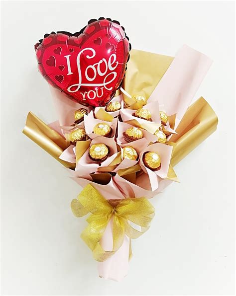 Grocery Package :: Chocolate Bouquet :: 12pcs Ferrero Rocher in Bouquet