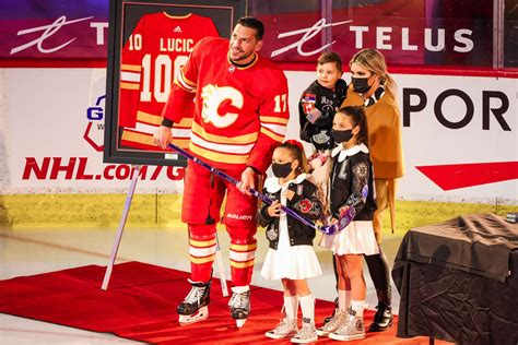 Flames Milan Lucic Waives No-Movement Clause - NHL Trade Rumors ...