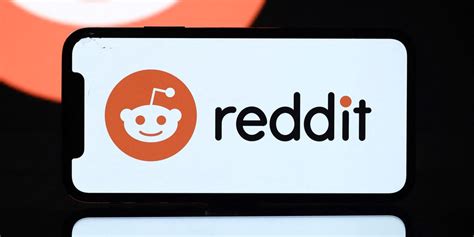 Reddit CEO Addresses Blackout in Memo to Staff | Hypebeast