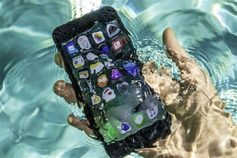 Waterproof Smartphones in India With Price: Which Phone Will be Best for Underwater Photography?