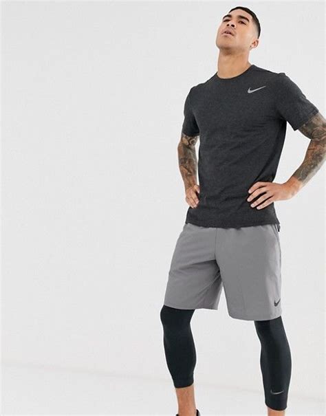 Nike Training Pro HyperDry t-shirt in black | ASOS | Mens workout ...