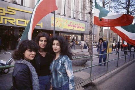 This is how Iranian women dressed in the 1970s before the Iranian ...