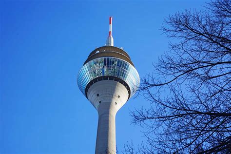 Rhine Tower | Dusseldorf with child recommended by the urban kids