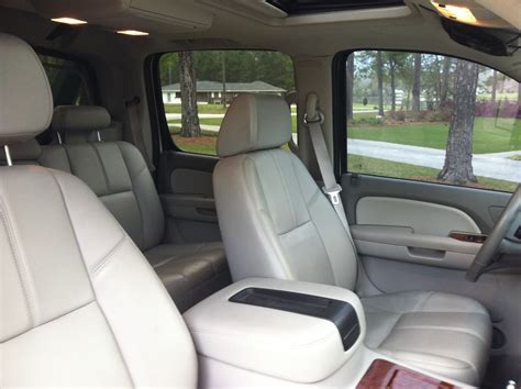 2008 Chevrolet Avalanche - Interior Pictures - CarGurus