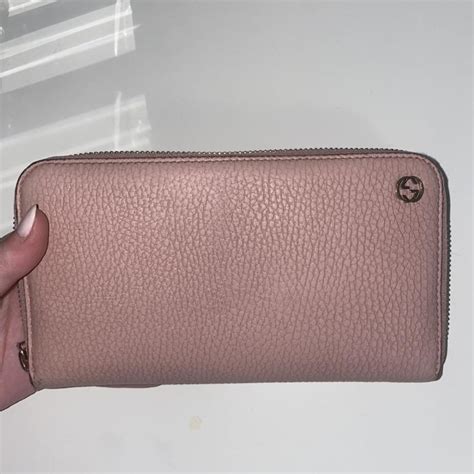 Pink leather Gucci wallet with authentication card.... - Depop