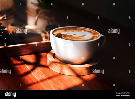 People Drinking Coffee Latte Stock Photo - Alamy