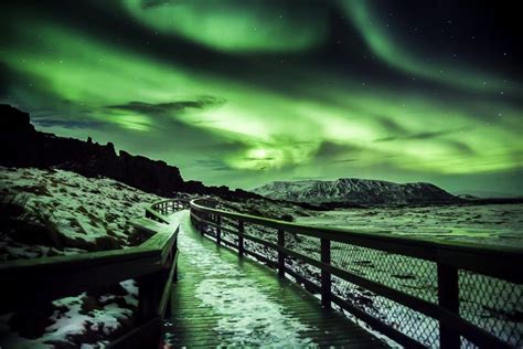 Small-Group Premium Northern Lights Tour from Reykjavik | GetYourGuide