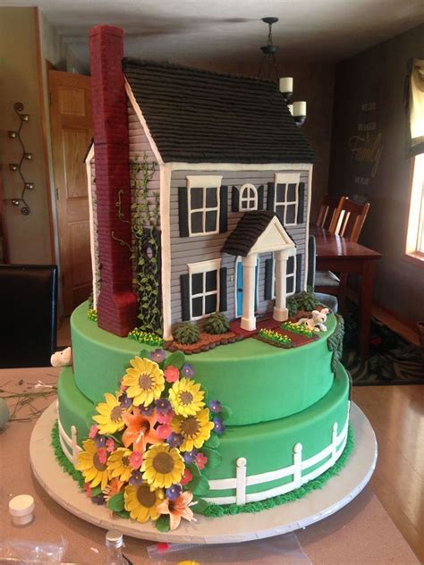 Houses / Buildings | House cake, Building cake, Housewarming cake