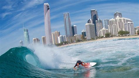 Surfers rejoice — pumping surf off the beaches continues | Gold Coast ...